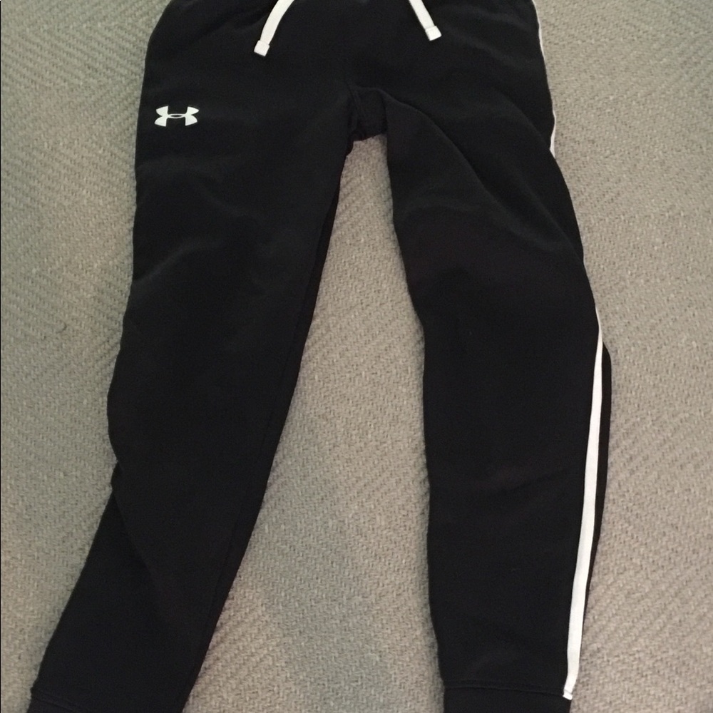 Under armor pants